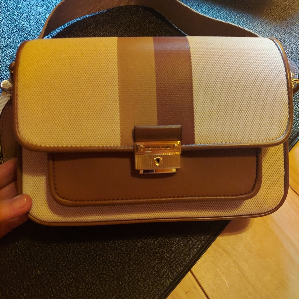 Michael Kors Bradshaw Messenger Bag